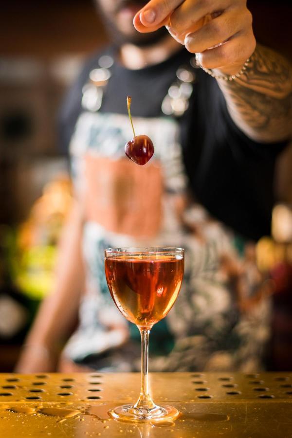 Отель The Box Riccione - Adults Only Экстерьер фото