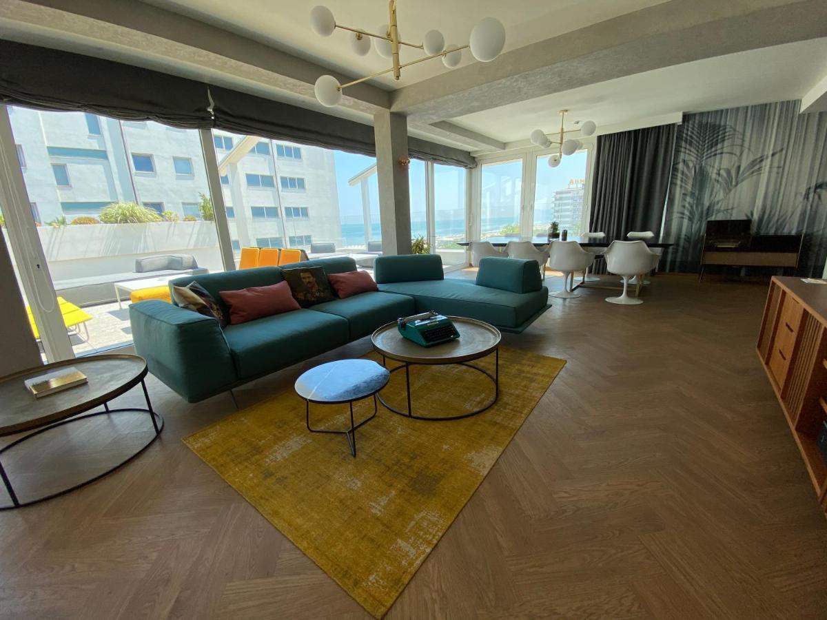 Отель The Box Riccione - Adults Only Экстерьер фото