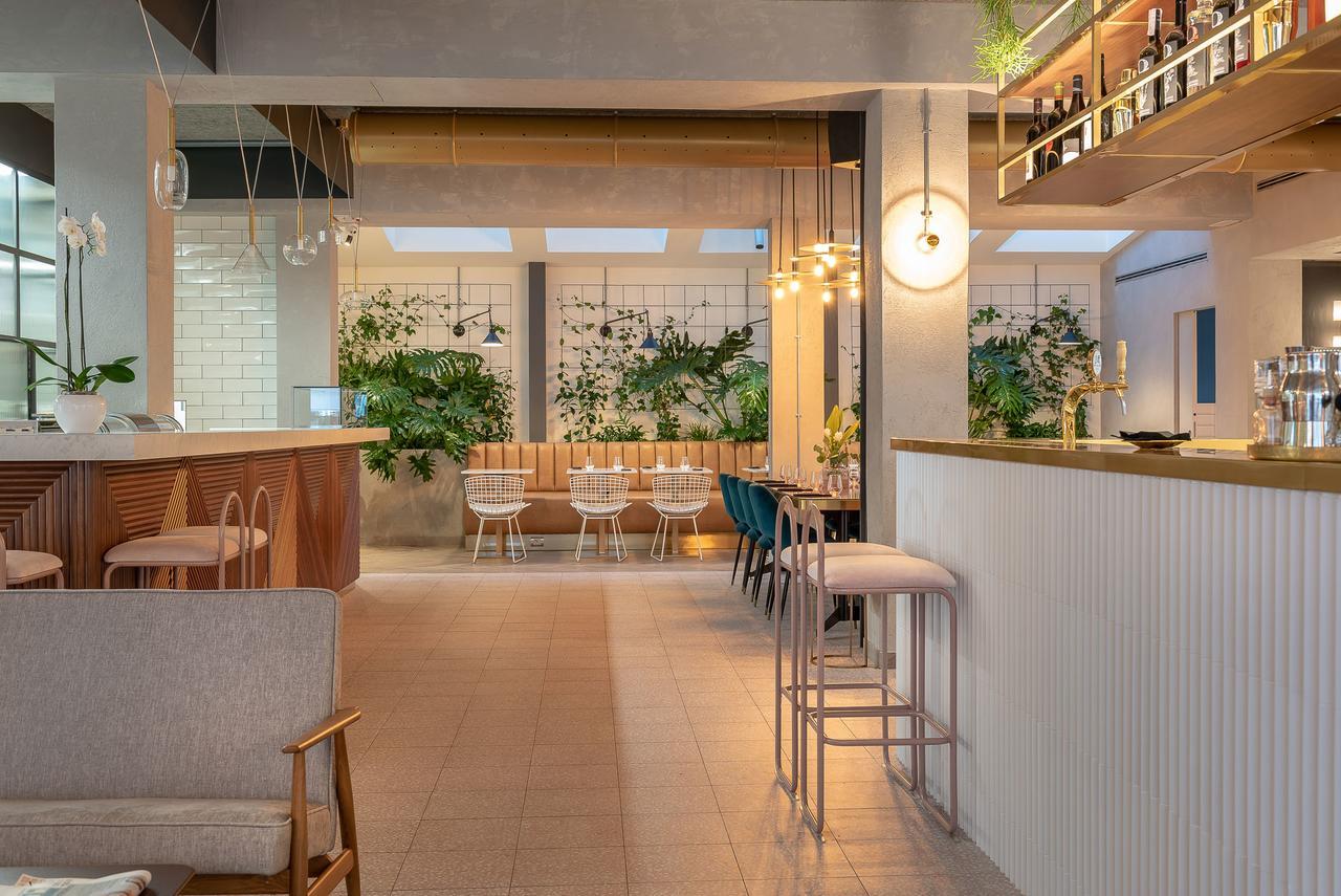 Отель The Box Riccione - Adults Only Экстерьер фото