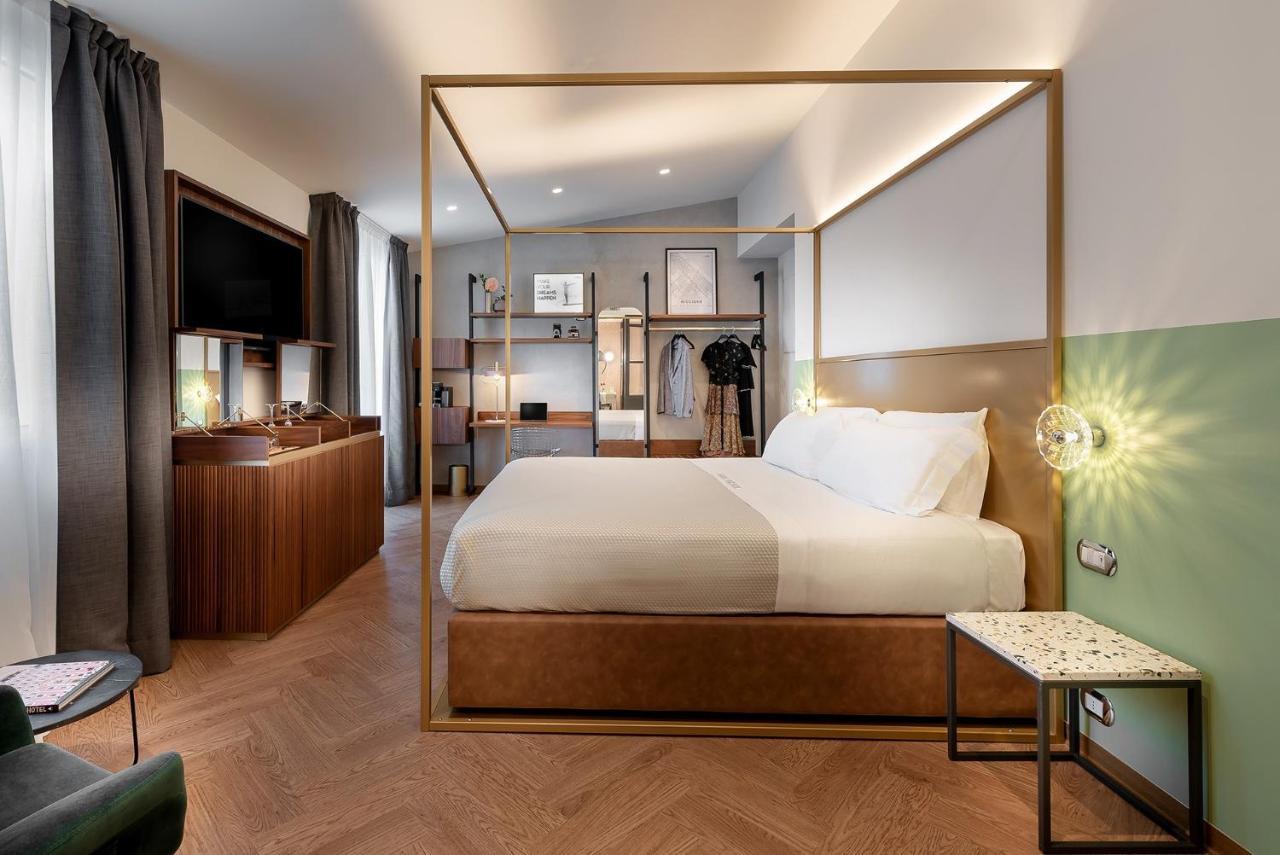 Отель The Box Riccione - Adults Only Экстерьер фото